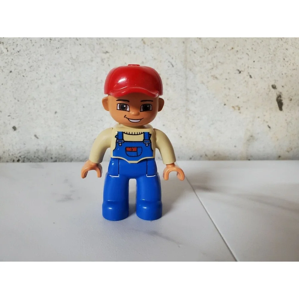 LEGO DUPLO REPLACEMENT CHARACTER PIECE MALE FARMER 5645 RED HAT OVERALLS‎ TOY